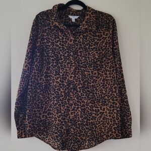 Time & Tru Lighweight Button Front Leopard Skin Blouse